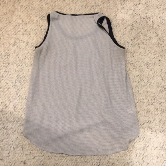 Tiny pattern tank - Picture 3 of 4